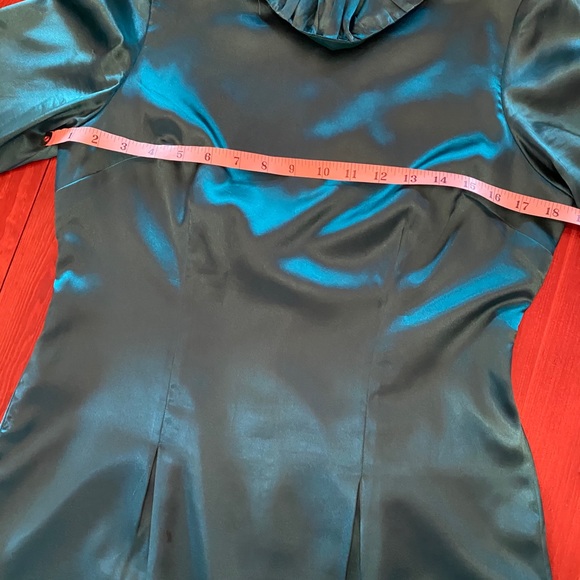 Dress - Picture 8 of 11